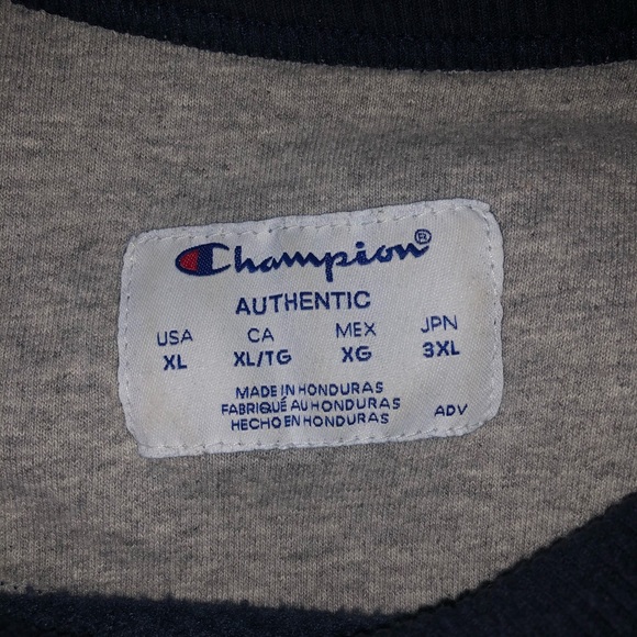 Champion Crew Neck Navy Blue - Picture 2 of 2
